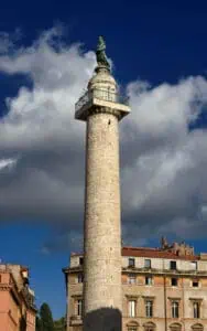 עמוד הקיסר טריאנוס - COLUMN OF TRAJAN ברומא